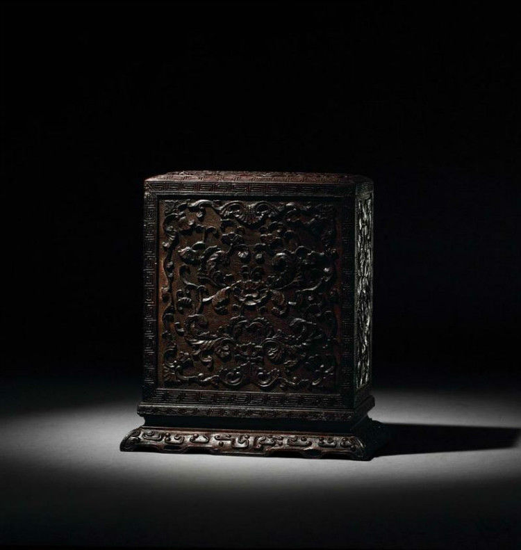 紫檀木欣赏 - 酒鬼鼠  - 酒鬼鼠