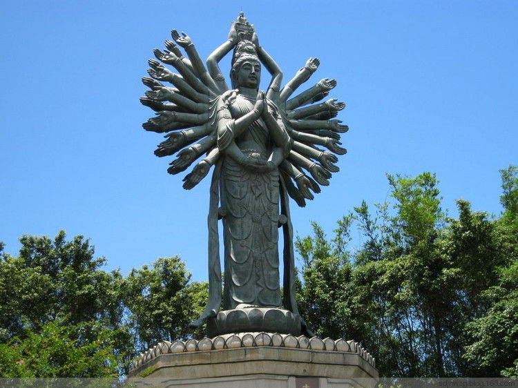 庄严的千手观音菩萨像 - sdjnwzg - WZG的博客