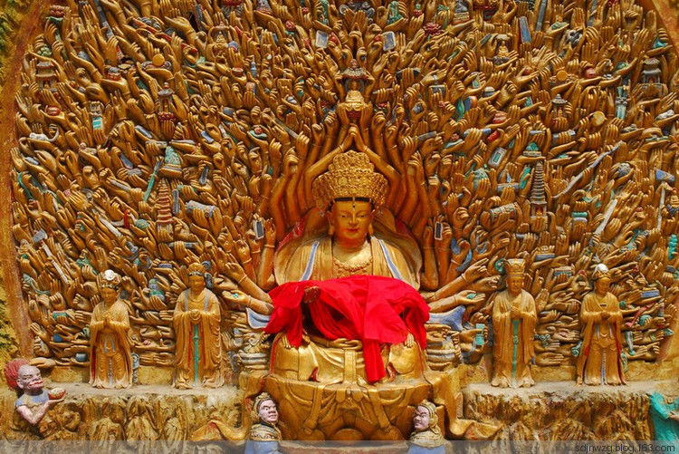 庄严的千手观音菩萨像 - sdjnwzg - WZG的博客