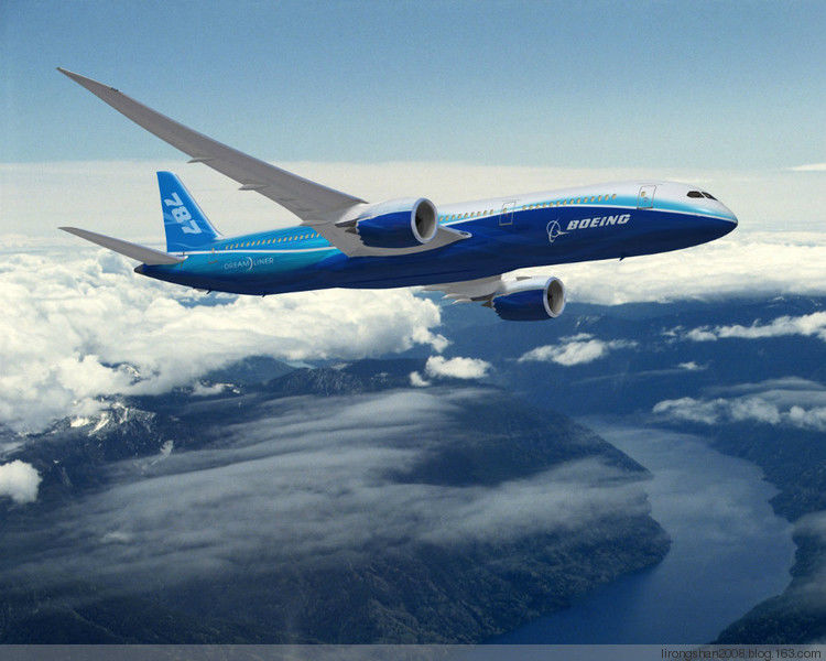 从飞机上看下雨是这样子：太震撼了—— - 一统江山 - 一统江山的博客