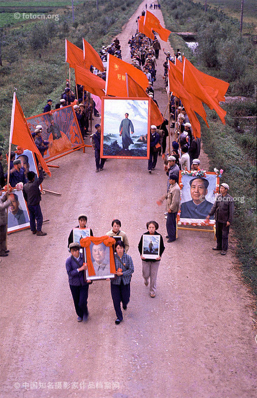 精选文革时期的政治生活高清彩照【下】 - 沉默的麻雀 - 沉默的麻雀的博客