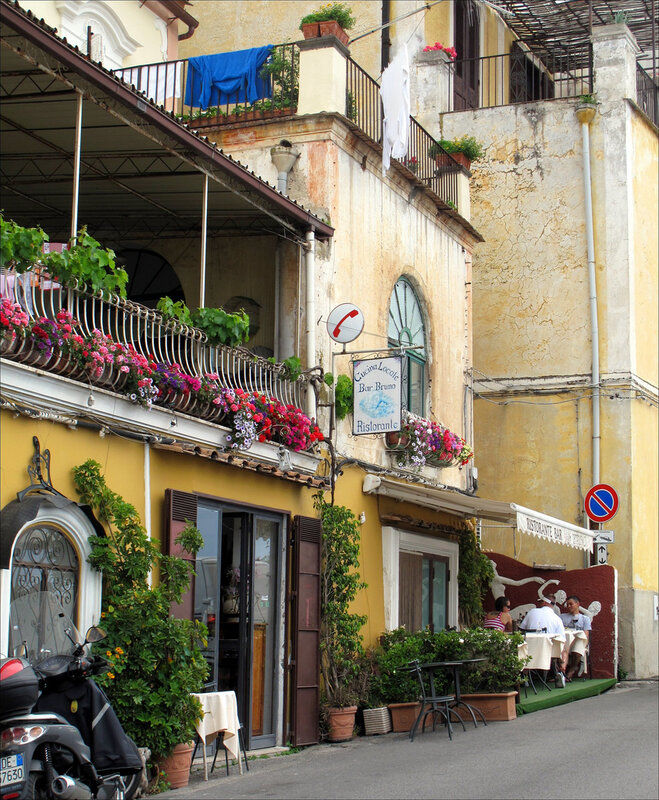 【引用】амальфитанской波西塔诺-度假胜地里维埃拉的风 - 秋林红叶 - 