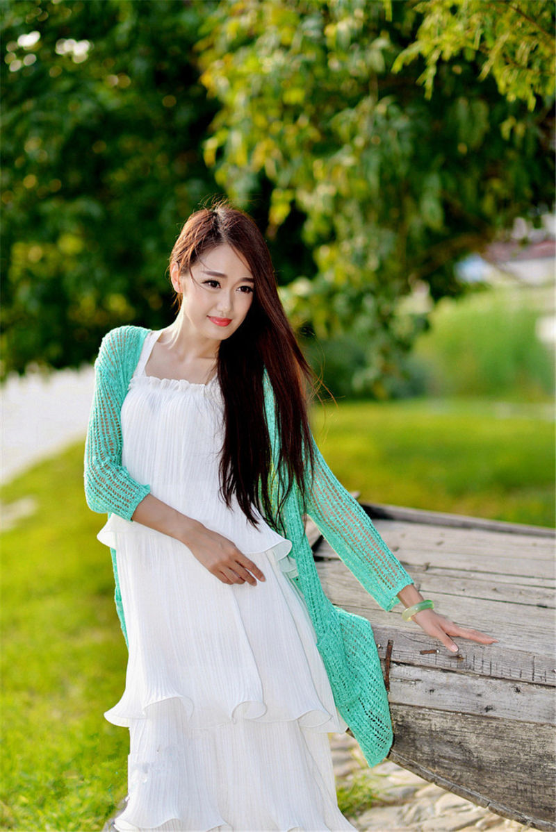 公园美女 - 小鱼儿 - 荷塘月色