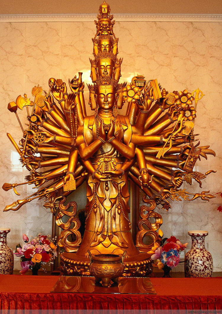 庄严的千手观音菩萨像 - sdjnwzg - WZG的博客