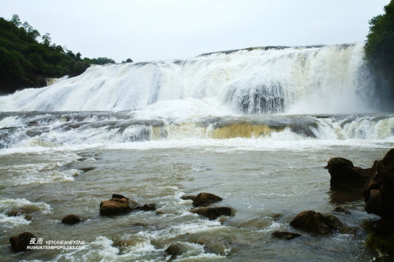 【原创】陡坡塘瀑布 - 夜雨 - 喜欢夜里沙沙下的雨......