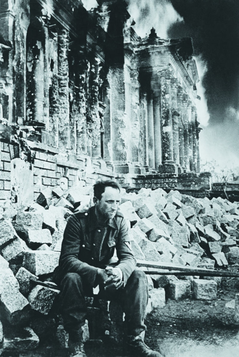 二战：苏军攻克柏林惨烈战斗场景纪实【下】 - 沉默的麻雀 - 沉默的麻雀的博客