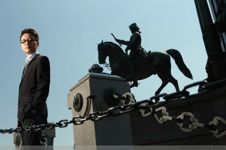 37岁歌手李玉刚突然出家真相—— - 一统江山 - 一统江山的博客