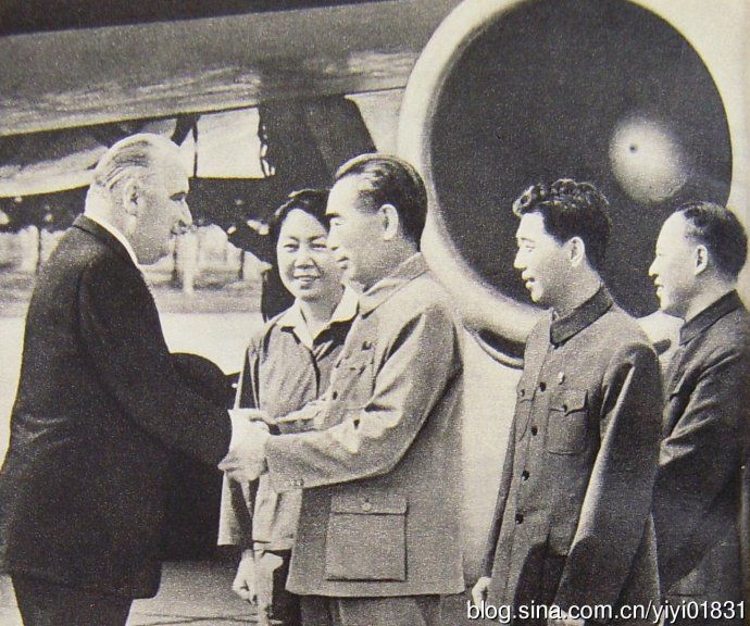 中共十大副主席---小帅哥王洪文组照（30张）