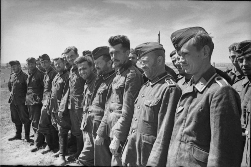 二战：苏军攻克柏林惨烈战斗场景纪实【下】 - 沉默的麻雀 - 沉默的麻雀的博客