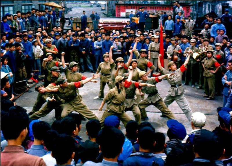 精选文革时期的政治生活高清彩照【下】 - 沉默的麻雀 - 沉默的麻雀的博客