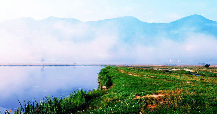 点击打开组图详情