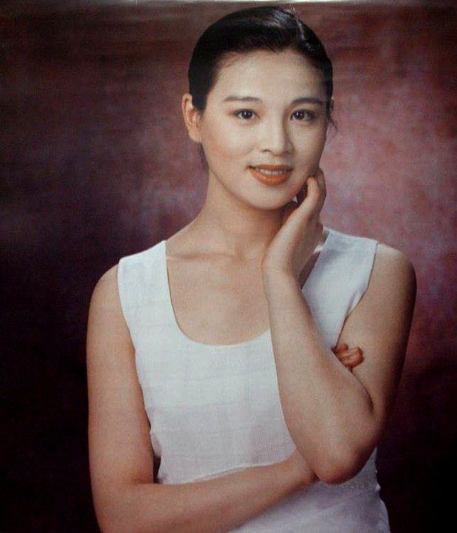 [转载]揭秘30年前中国娱乐圈超人气美女演员现状