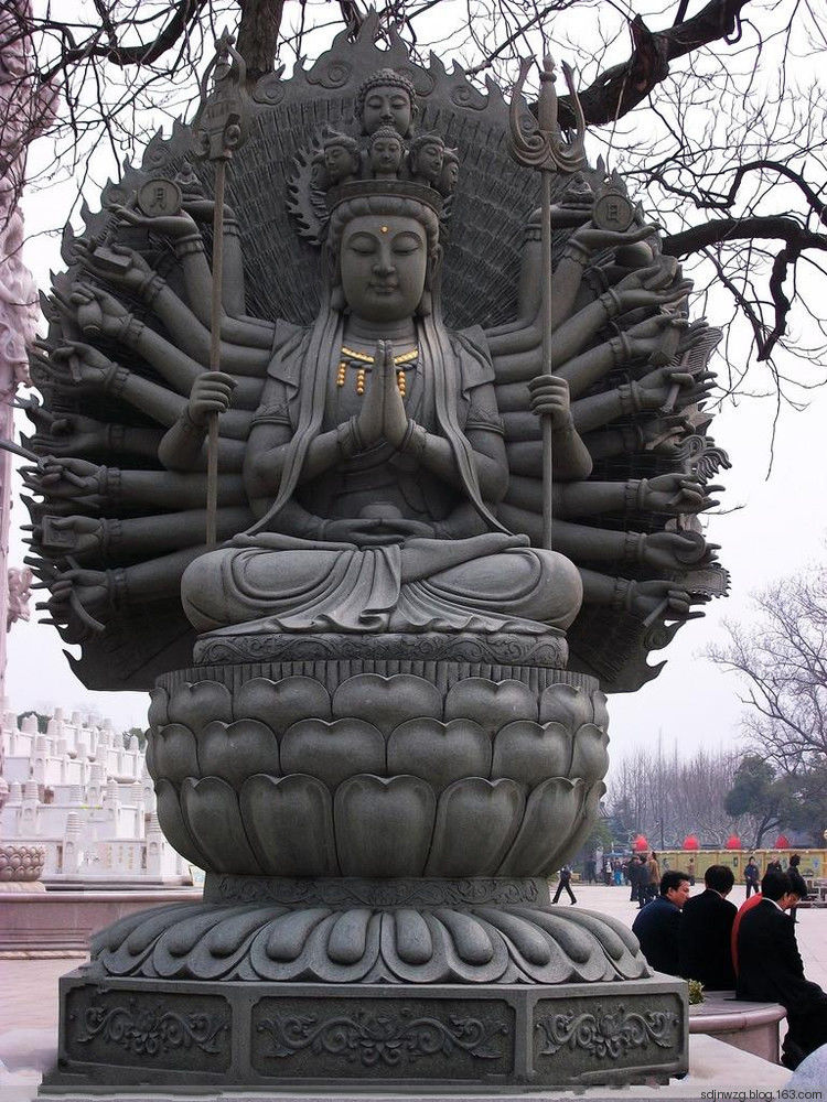 庄严的千手观音菩萨像 - sdjnwzg - WZG的博客