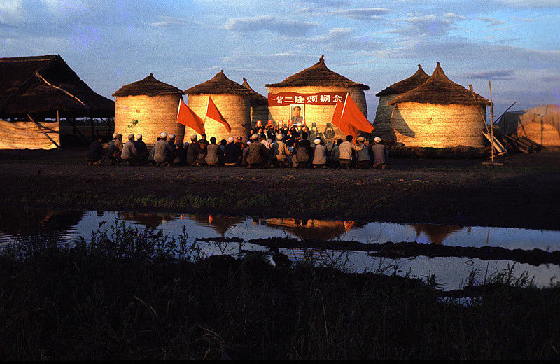 精选文革时期的政治生活高清彩照【下】 - 沉默的麻雀 - 沉默的麻雀的博客