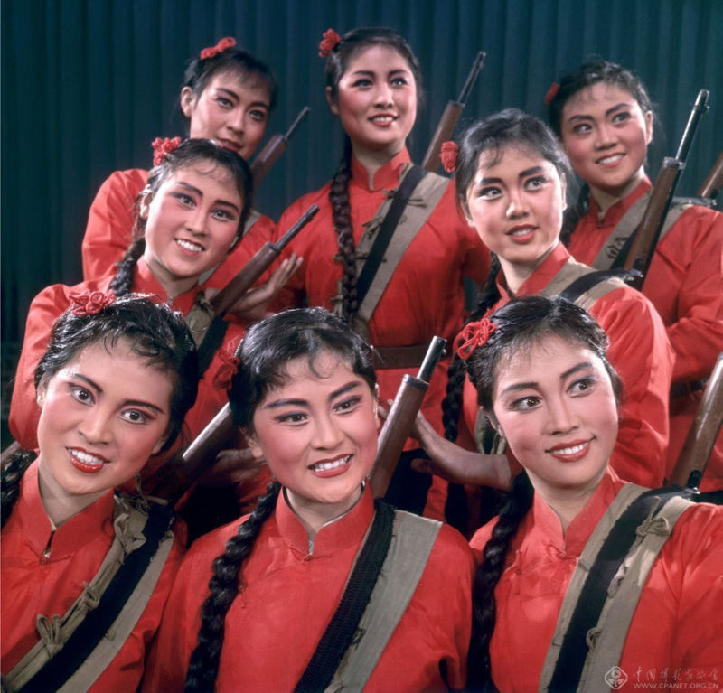 精选文革时期的政治生活高清彩照【下】 - 沉默的麻雀 - 沉默的麻雀的博客