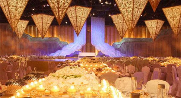 徐才厚为儿子办豪华婚礼，震惊平民眼球！！！