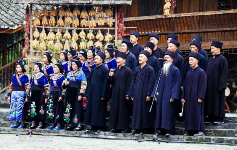 【原创】多彩贵州风：苗寨原生态歌舞 - 夜雨 - 喜欢夜里沙沙下的雨......