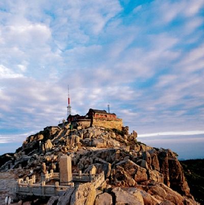 [转载]中国各省最高山峰