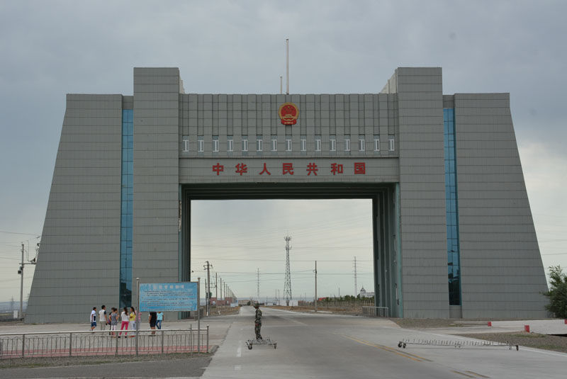 走近阿拉山口国门 - 木子弓长 - 驴游记