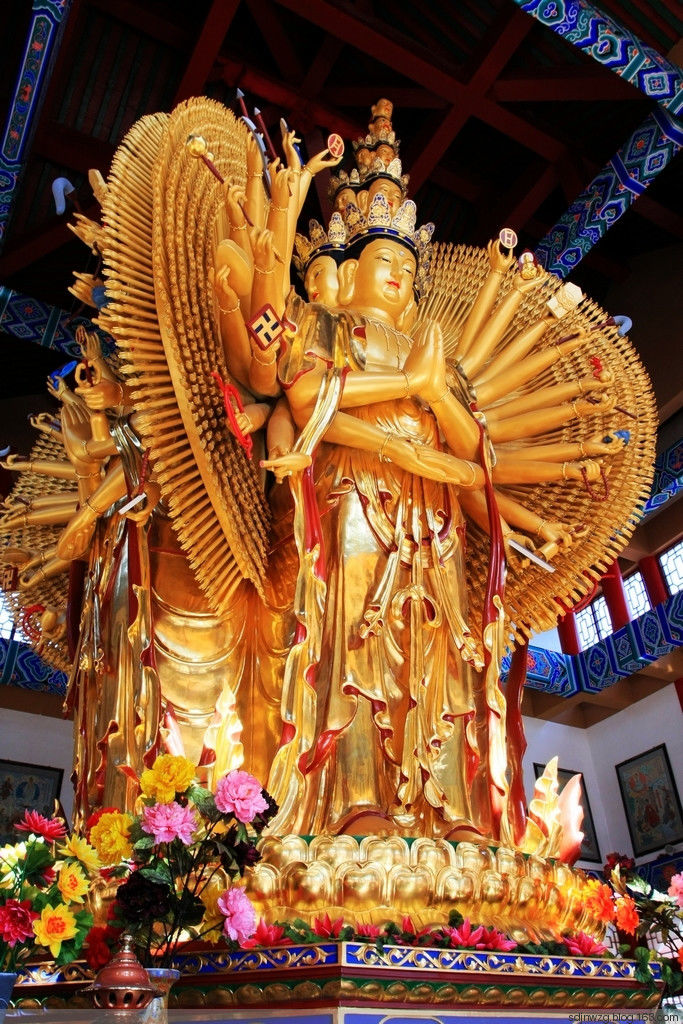 庄严的千手观音菩萨像 - sdjnwzg - WZG的博客