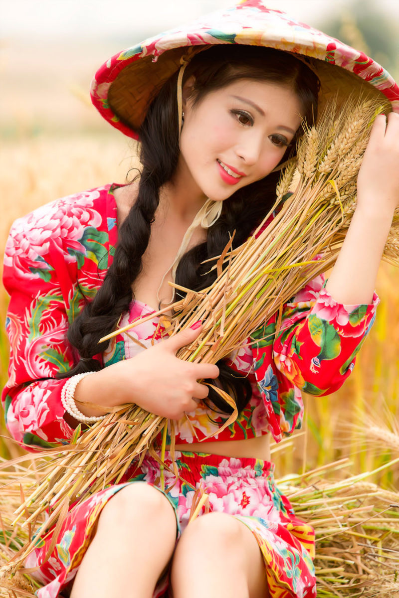 麦子熟了【美女素材】 - 我是一片云 -             我是一片云