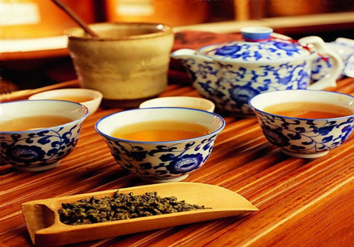 上帝开了一间药房，只卖茶叶