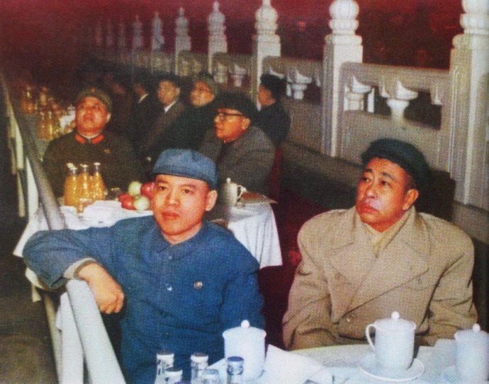 姚文元诞辰81周年