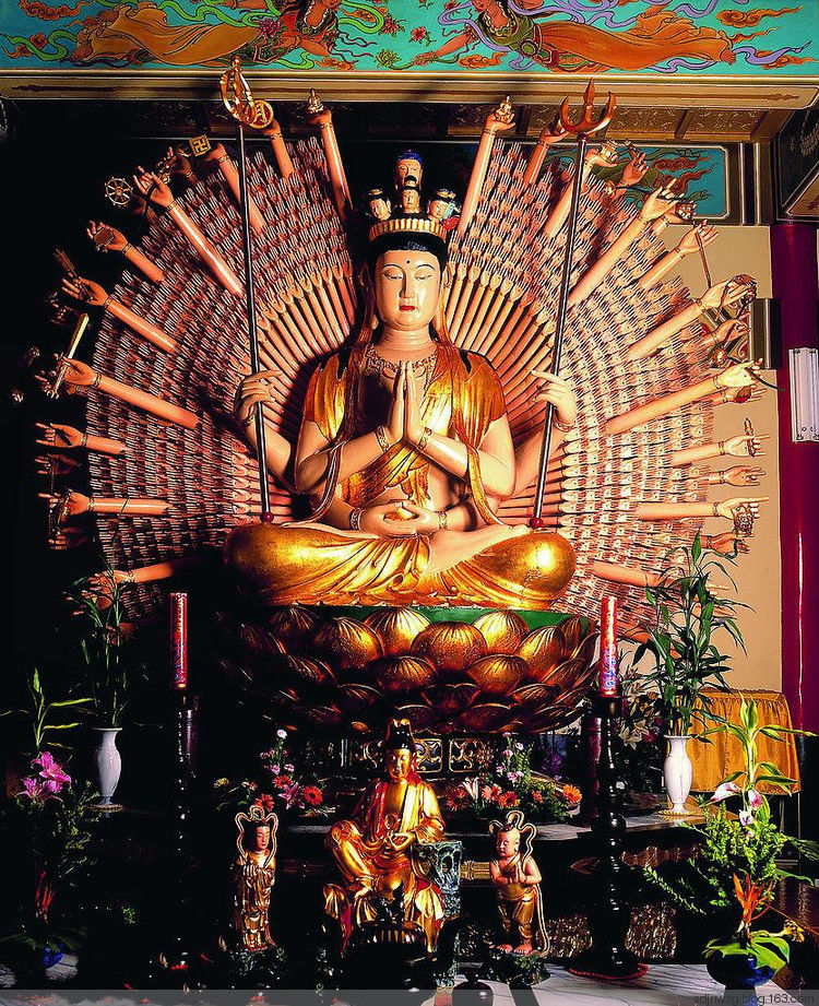 庄严的千手观音菩萨像 - sdjnwzg - WZG的博客