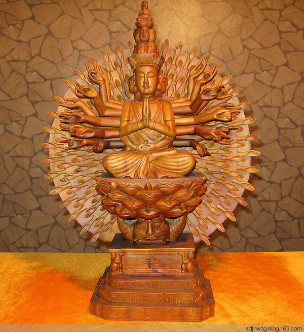 庄严的千手观音菩萨像 - sdjnwzg - WZG的博客