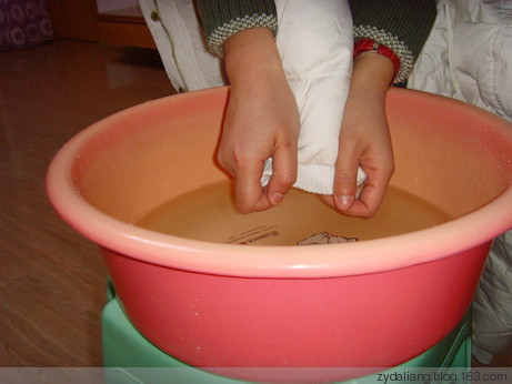 清洗羽绒服，原来这么简单！再也不用担心羽绒服脏了 - 瀛子 - 瀛の小笺