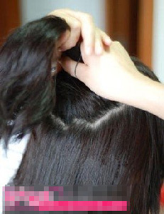 取头顶部头发用发圈扎起