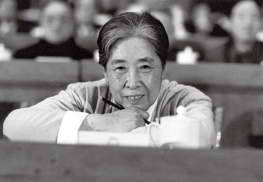 “中国最美女人”王光美私人相册！【组图】 - 無為居士 - 聚美齋