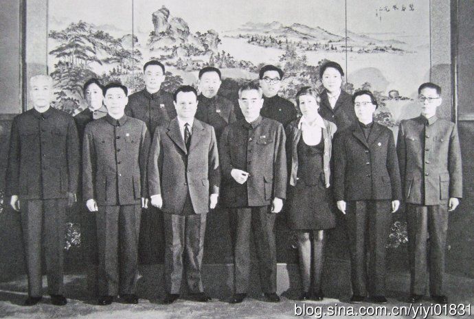 中共十大副主席---小帅哥王洪文组照（30张）