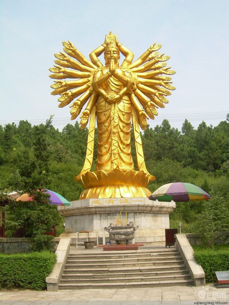 庄严的千手观音菩萨像 - sdjnwzg - WZG的博客