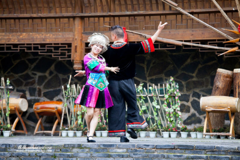 【原创】多彩贵州：最炫民族风（续） - 夜雨 - 喜欢夜里沙沙下的雨......