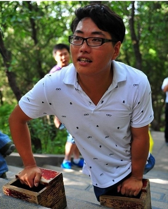 看了他的遭遇，你还会抱怨吗？ - 笑看人生 - 笑看人生