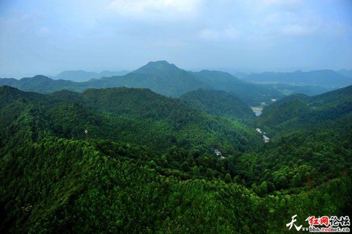 航拍毛主席故居鈥斺斏厣