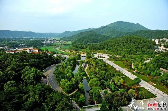 航拍毛主席故居鈥斺斏厣