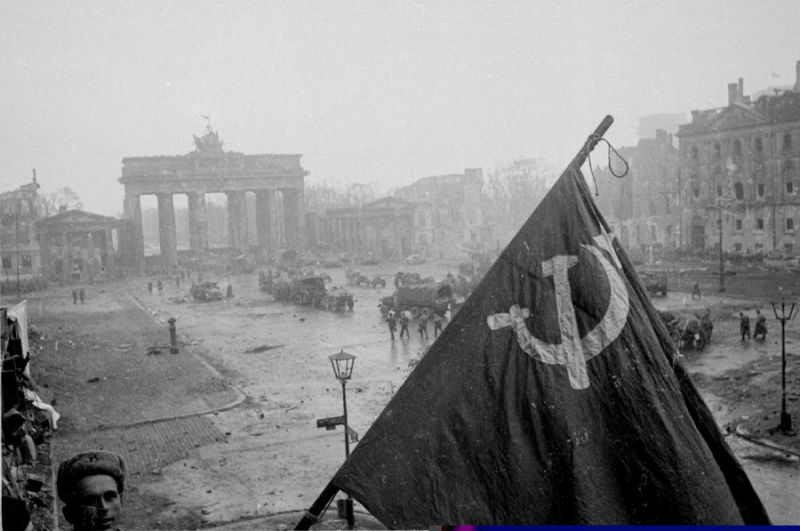 二战：苏军攻克柏林惨烈战斗场景纪实【下】 - 沉默的麻雀 - 沉默的麻雀的博客