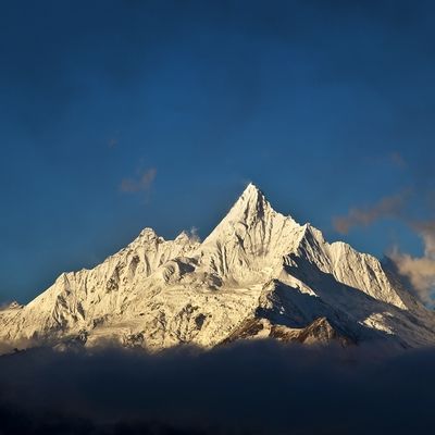 [转载]中国各省最高山峰