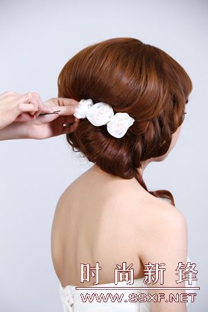 清新可爱包发步骤三