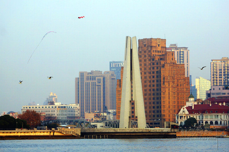 [原创]百年上海滩——黄浦江畔的独特风景线 - 锦绣日月 - 跟着日月走天下