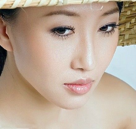 磨皮如何保留皮肤的细节很重要？ 三联