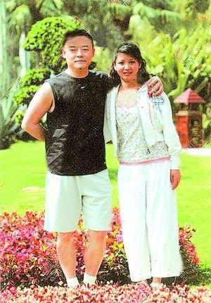 揭秘48岁周立波与前妻复婚又离婚内幕 - 捕鱼者 - 做现代有机农业 享健康快乐人生