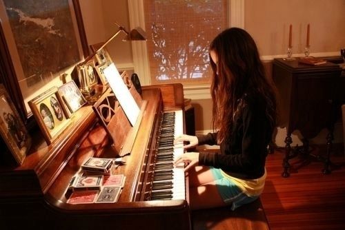 插画心语：无论何时，都年华盛开才好| jiaren.org