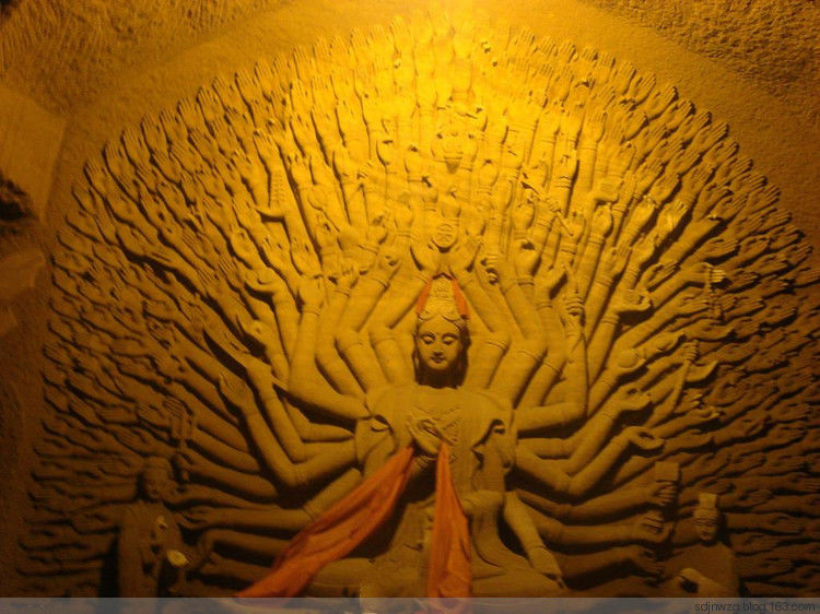 庄严的千手观音菩萨像 - sdjnwzg - WZG的博客