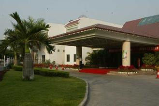 仍走集体化道路的十个村庄：至今依然光明灿烂 - 万德卍吉祥 - 天天幸福成长