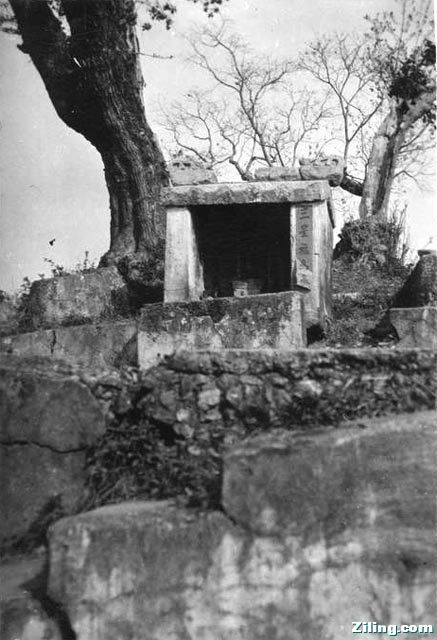 1929 广东梅县土地庙.jpg