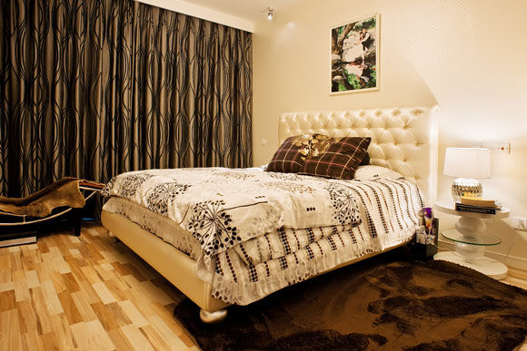 清包巧装102平 17万打造简约两居室