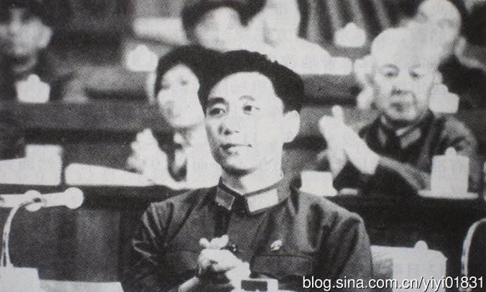 中共十大副主席---小帅哥王洪文组照（30张）